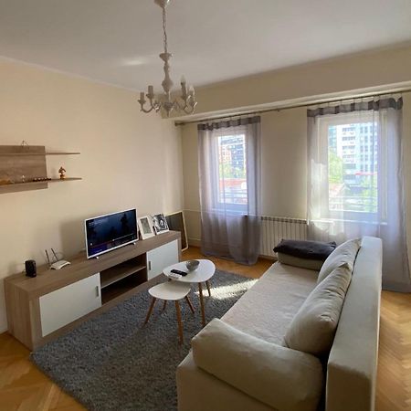 M&C Central Apartment Szkopje Kültér fotó