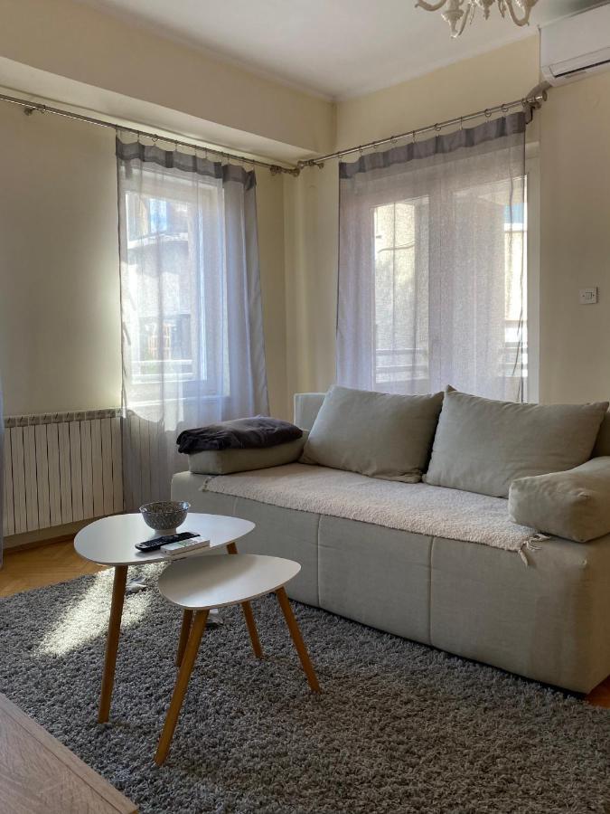 M&C Central Apartment Szkopje Kültér fotó